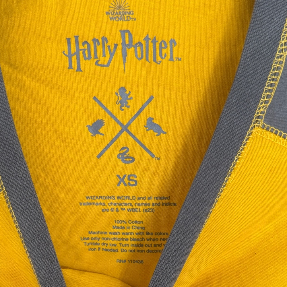 Warner Bros. Hufflepuff Yellow and Gray Quidditch Tee